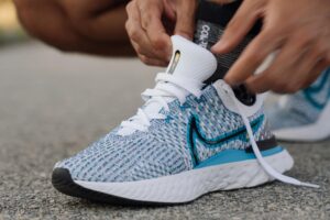 Nike Zoom & React - giày chạy bộ chuyên dụng.